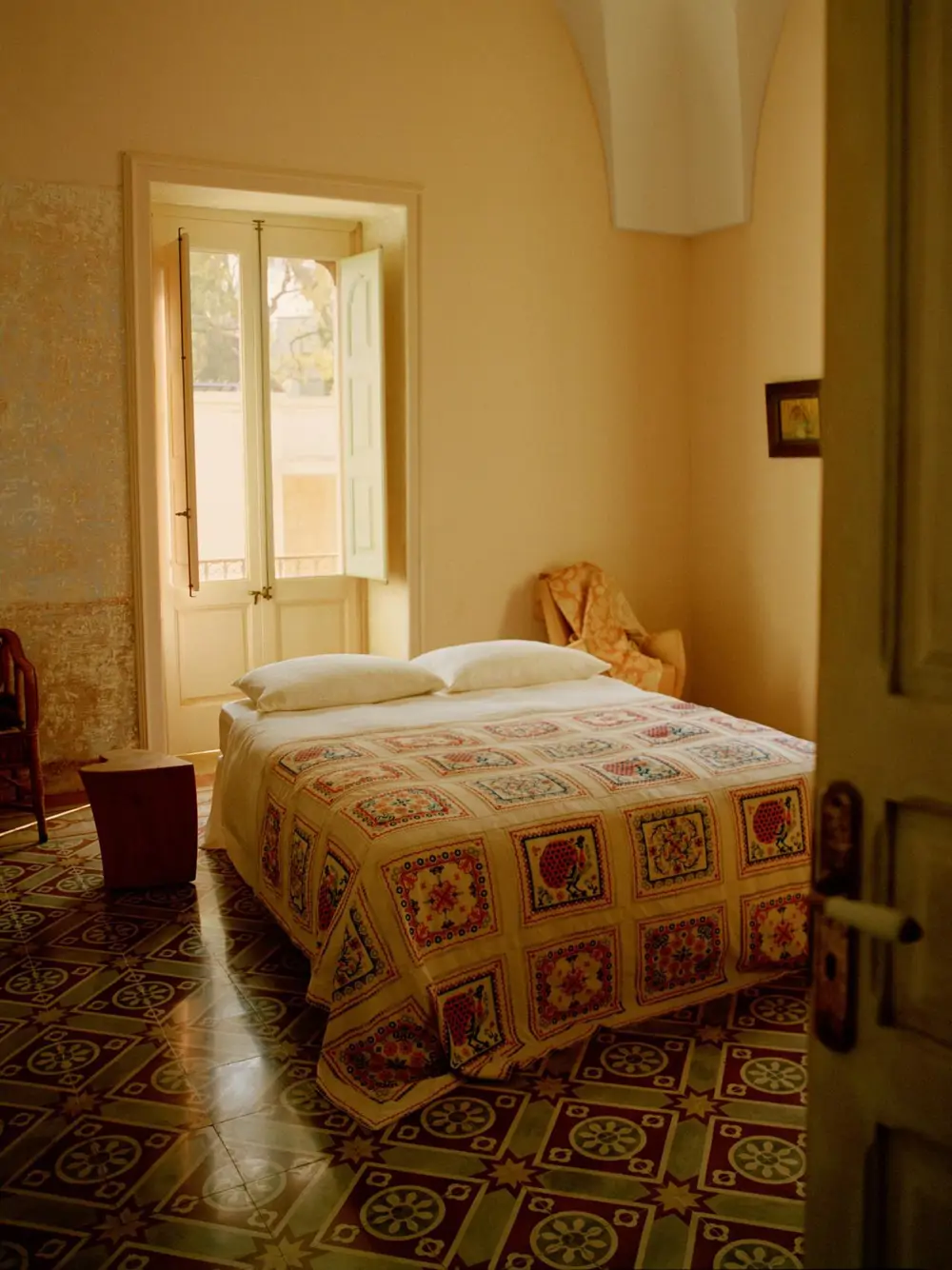 Dormitorio casa Puglia Editions SS25
