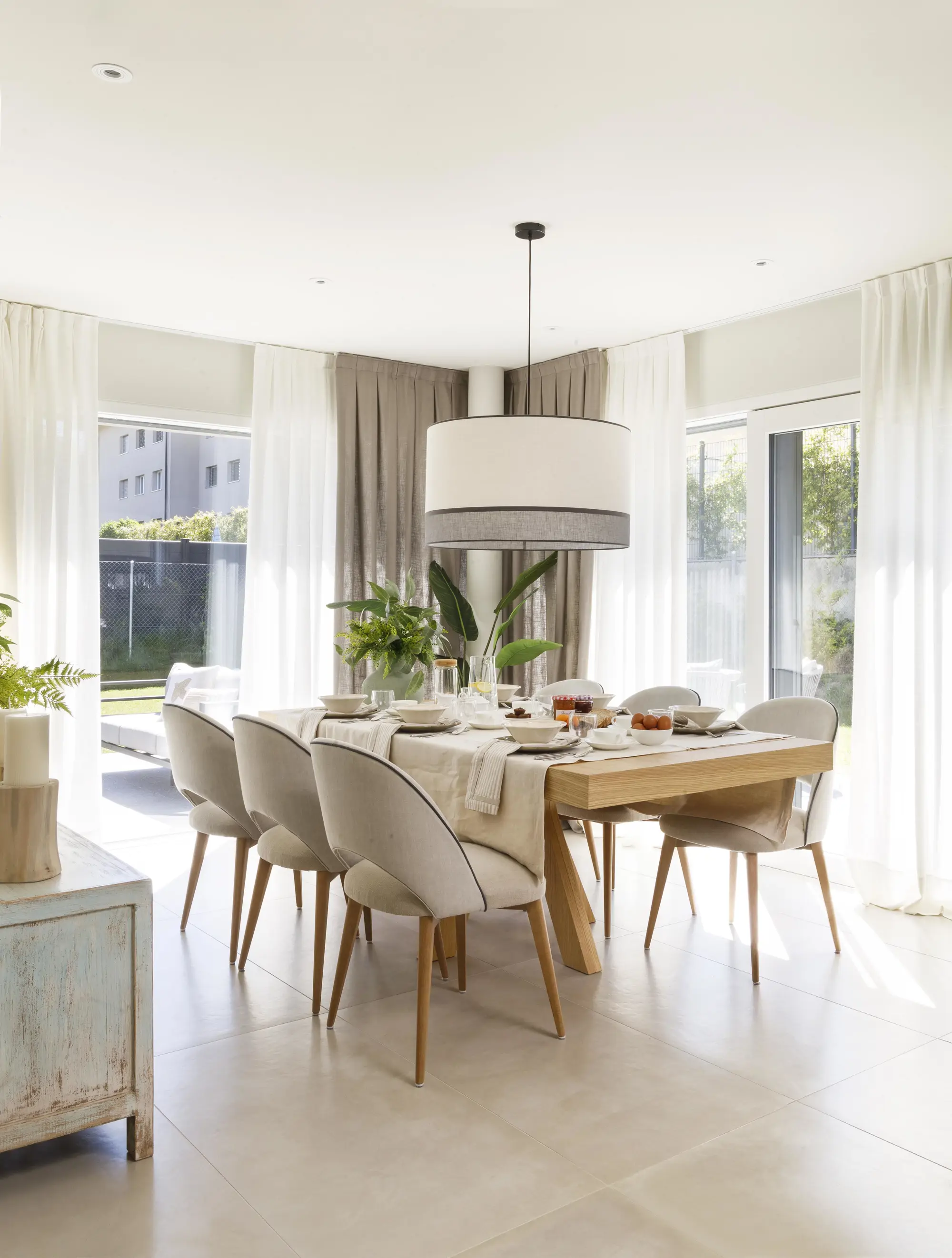 El comedor: el punto que conecta interior con exterior