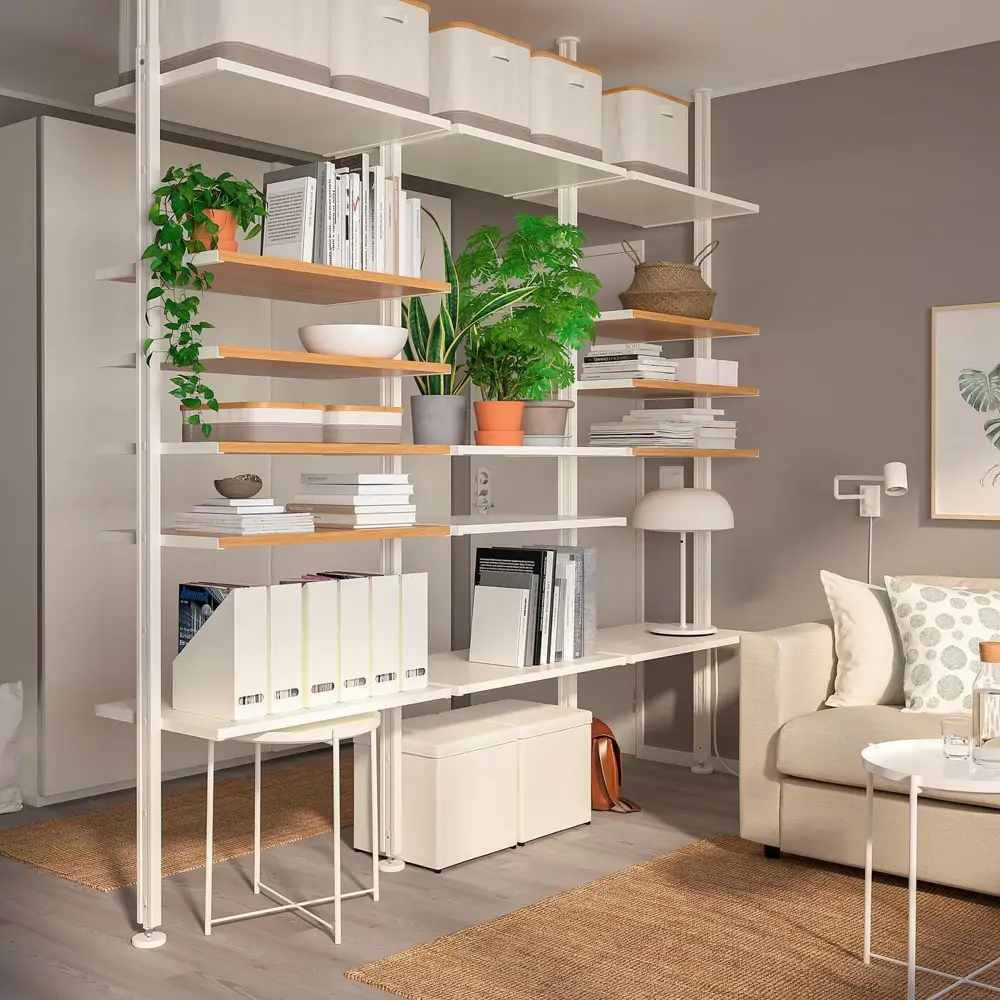 Estantería Elvarli de IKEA de metal blanco para separar ambientes