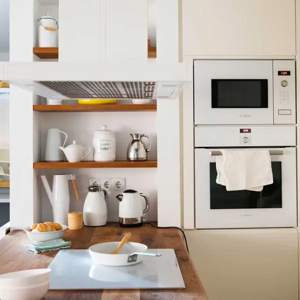 Álvaro Toledo, experto en decoración: "Los electrodomésticos blancos de tu cocina van a envejecer mal"