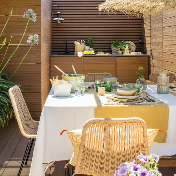20 "monadas" de exterior de IKEA (desde 1,50€) para elevar tus barbacoas y comidas al aire libre este verano
