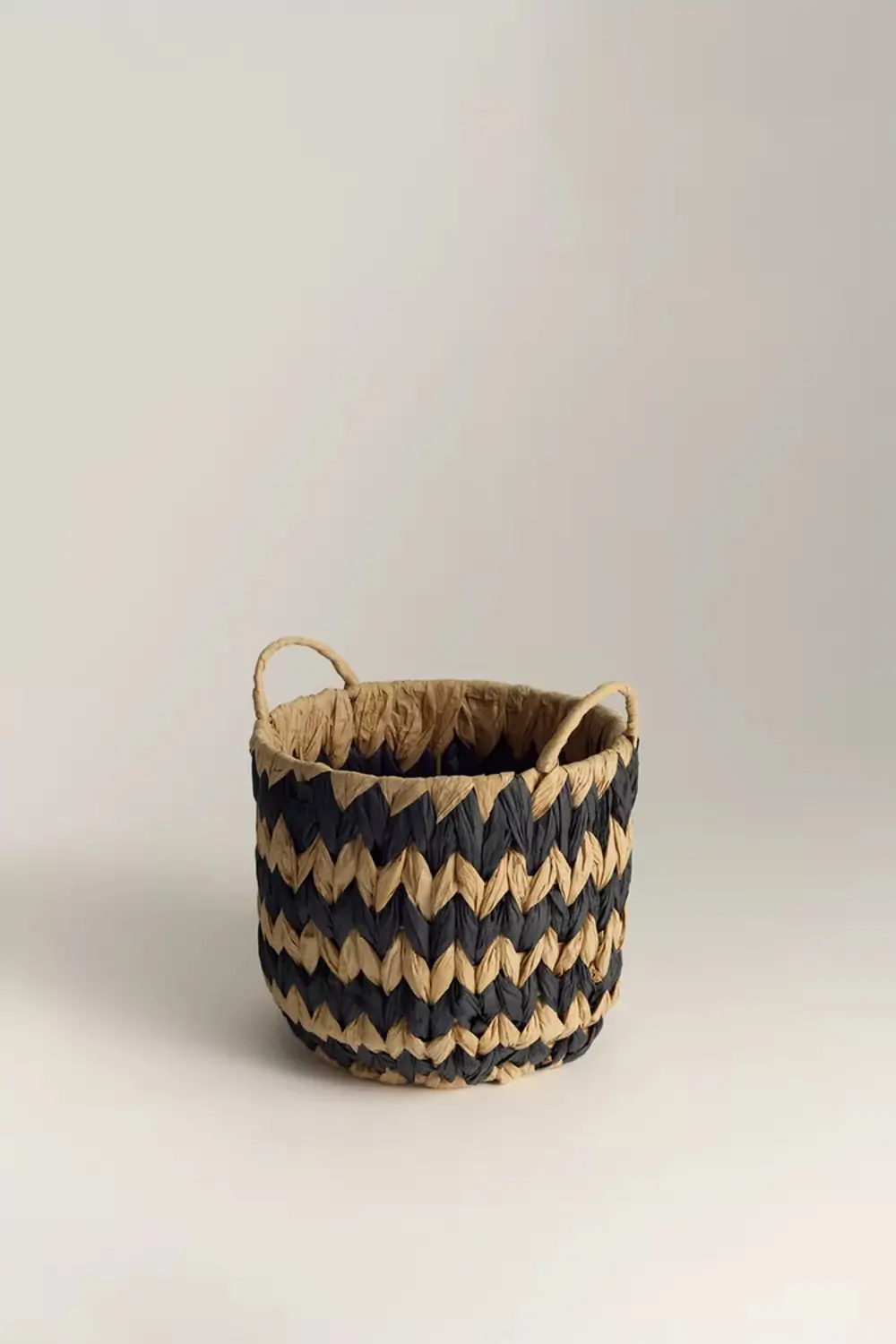 Cesta alta con cenefas