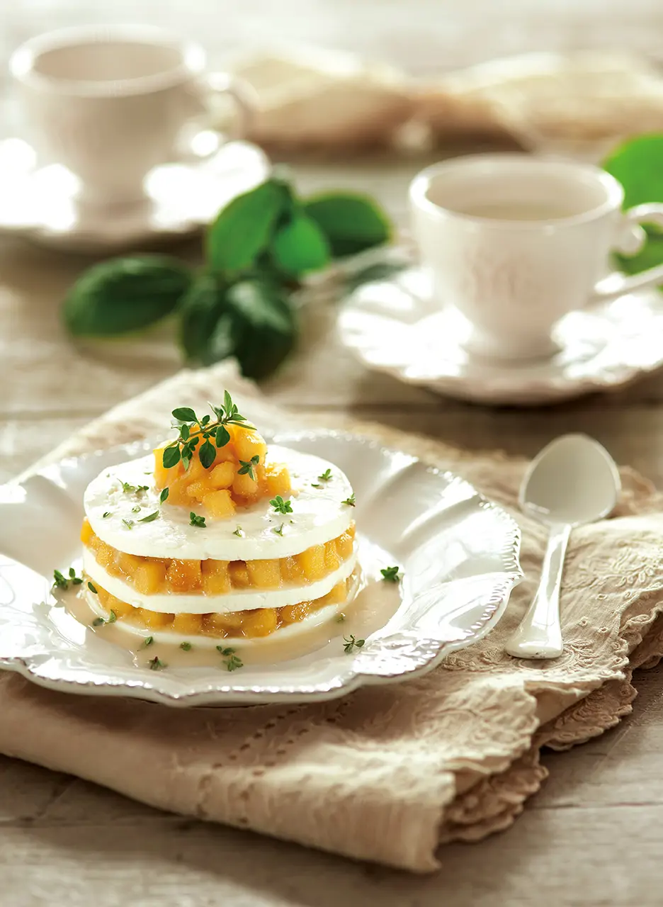 Milhojas de queso y manzana 