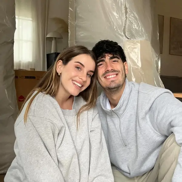 Con 23 y 25 años, una pareja ahorró al máximo, compró la casa más barata que encontró e hizo la reforma sin tener idea del tema: "Todo se complicaba cada vez más"