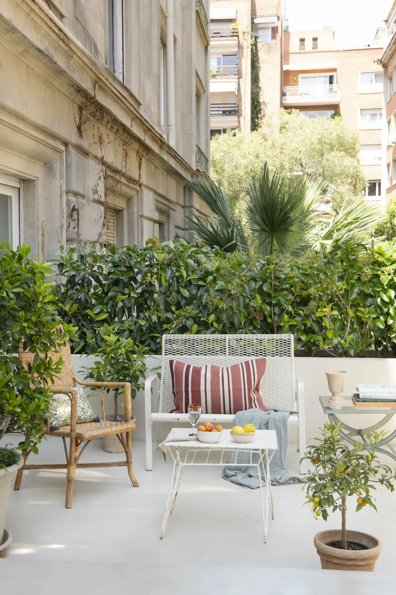 terraza pequen~a 00594106