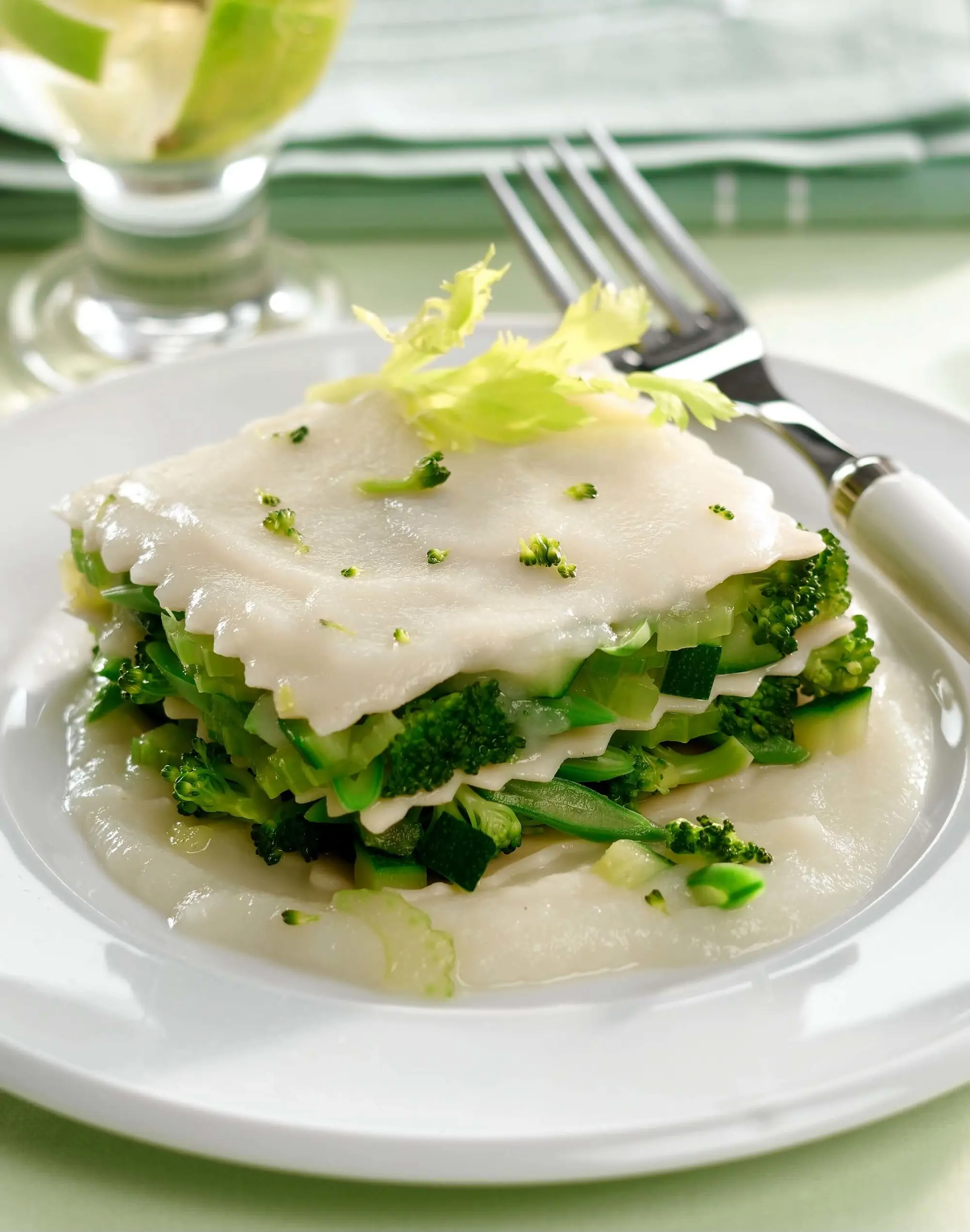 recetas con brocoli lasaña verde con salsa de coliflor
