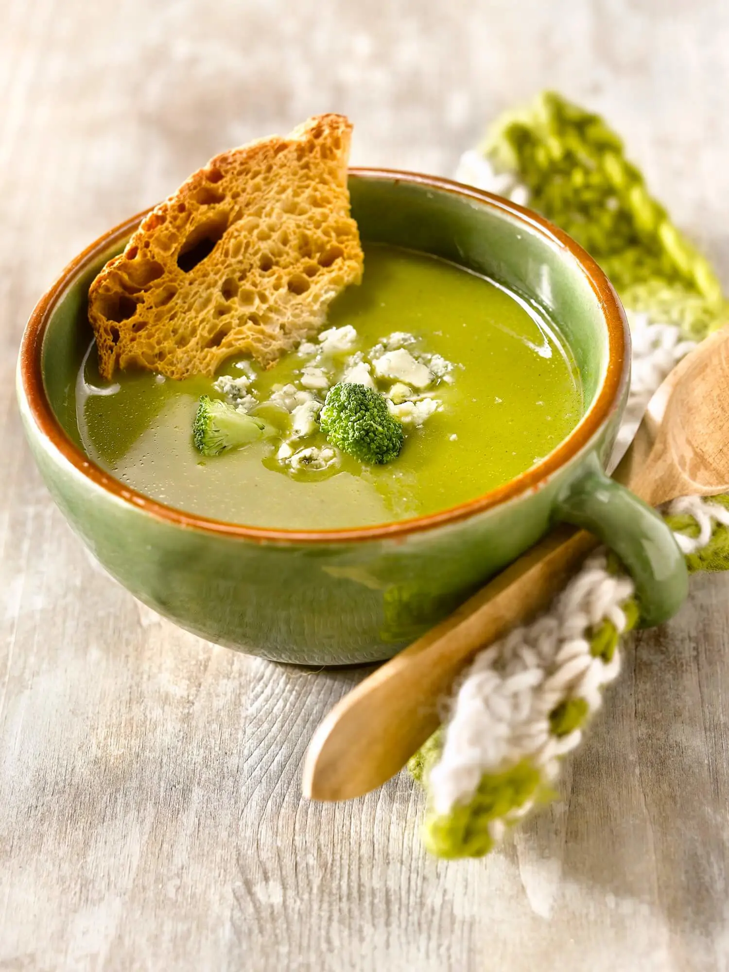 recetas con brocoli sopa de brocoli y queso azul