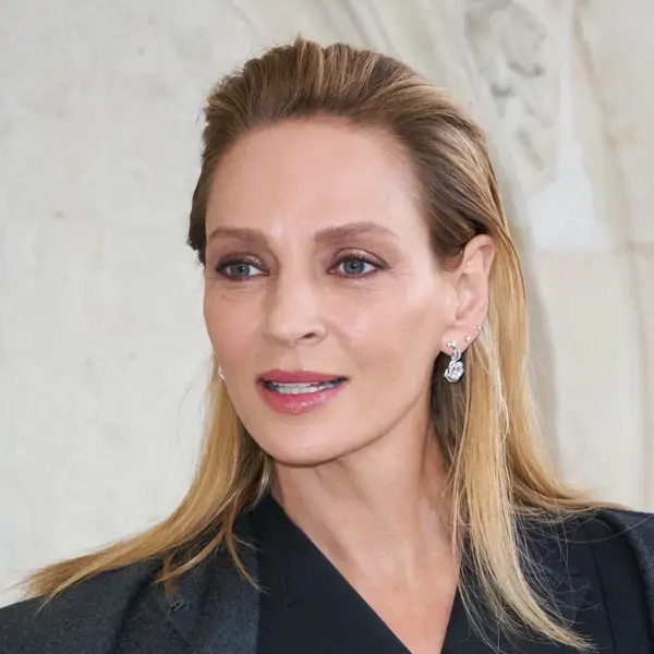 Maeve Carr, interiorista de Uma Thurman: "Su piso estaba en un edificio de 1910, lo decoramos con muebles que Uma ya tenía de estilo midcentury y con su colección de arte"