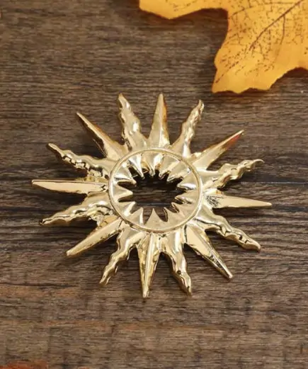Broche para mujer creativo