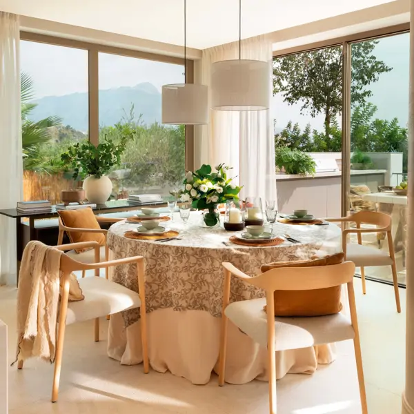 Meritxell Sala, experta en Feng Shui: "Ni se te ocurra tener muchos muebles en tu casa, puedes bloquear las energías y sentirte agobiado"