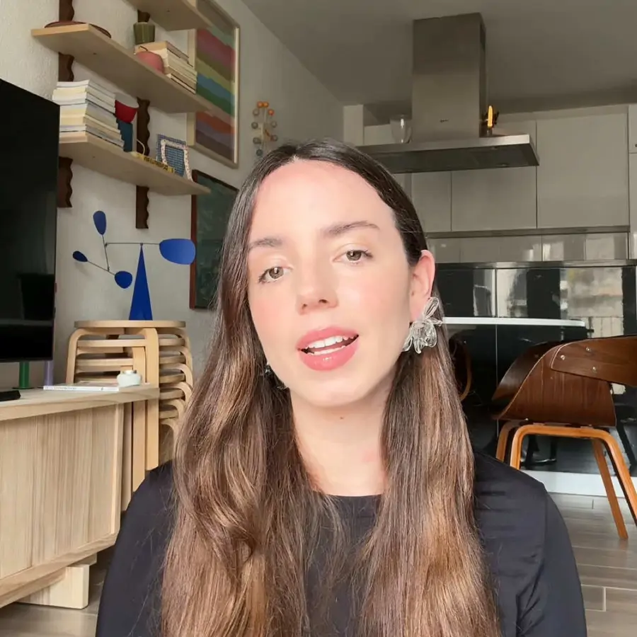 Sara Lloris es una influencer de Valencia que vive actualmente en Suiza