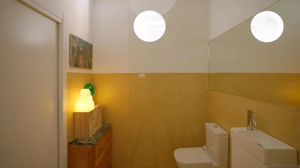Un baño sencillo pero práctico y bien aprovechado