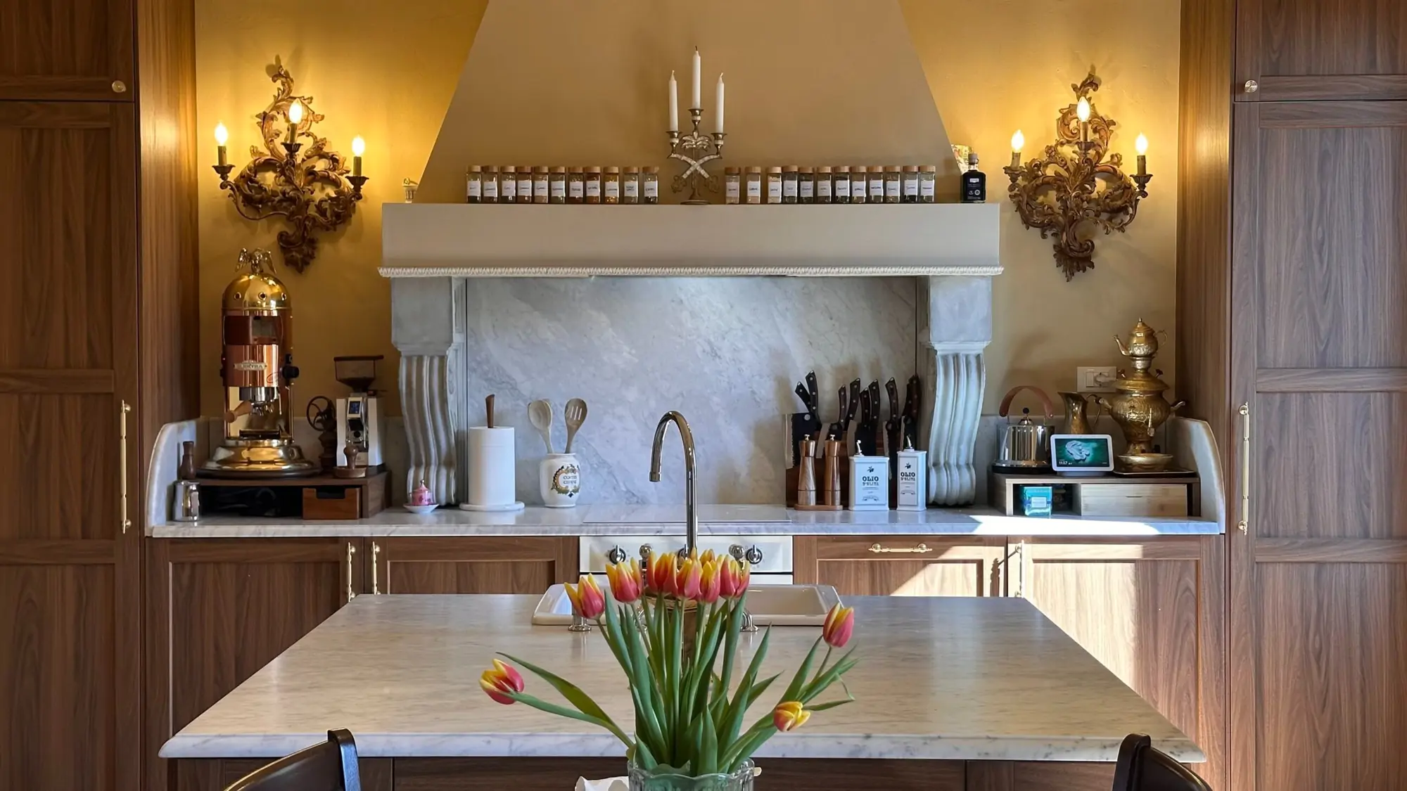 Después: una cocina de estilo toscano