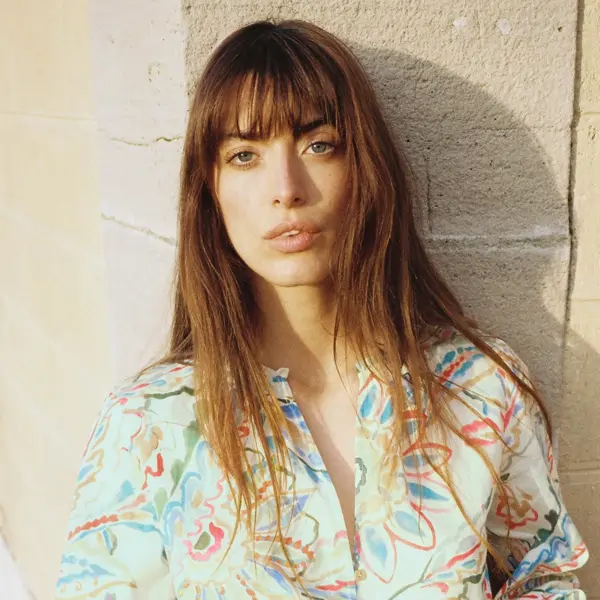 Los tirantes pasaron de moda: si tuviera 60 años llevaría estas 5 blusas de Zara porque son estilosas y fresquitas (desde 12.99€)