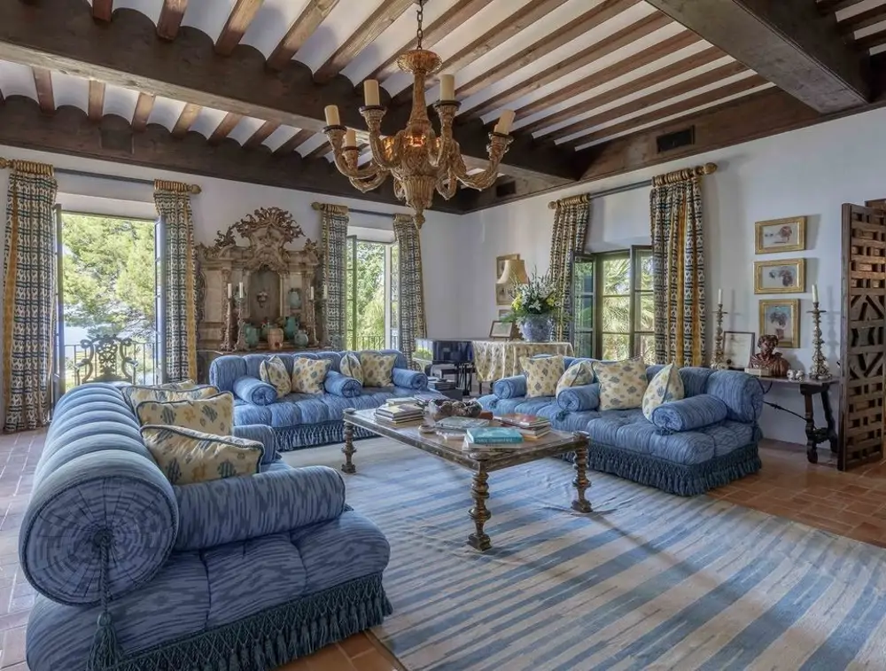Salón de la casa de Michael Douglas en Mallorca