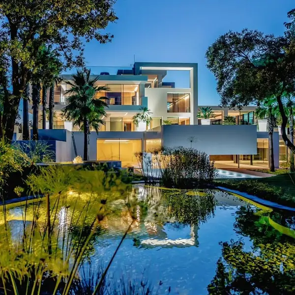 Ni en Wallapop se vende tan rápido: la mansión de 25 millones que duró 24h a la venta en Madrid