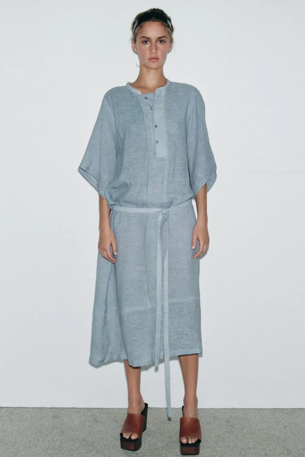 Vestido camisero con lino “Limited Edition”