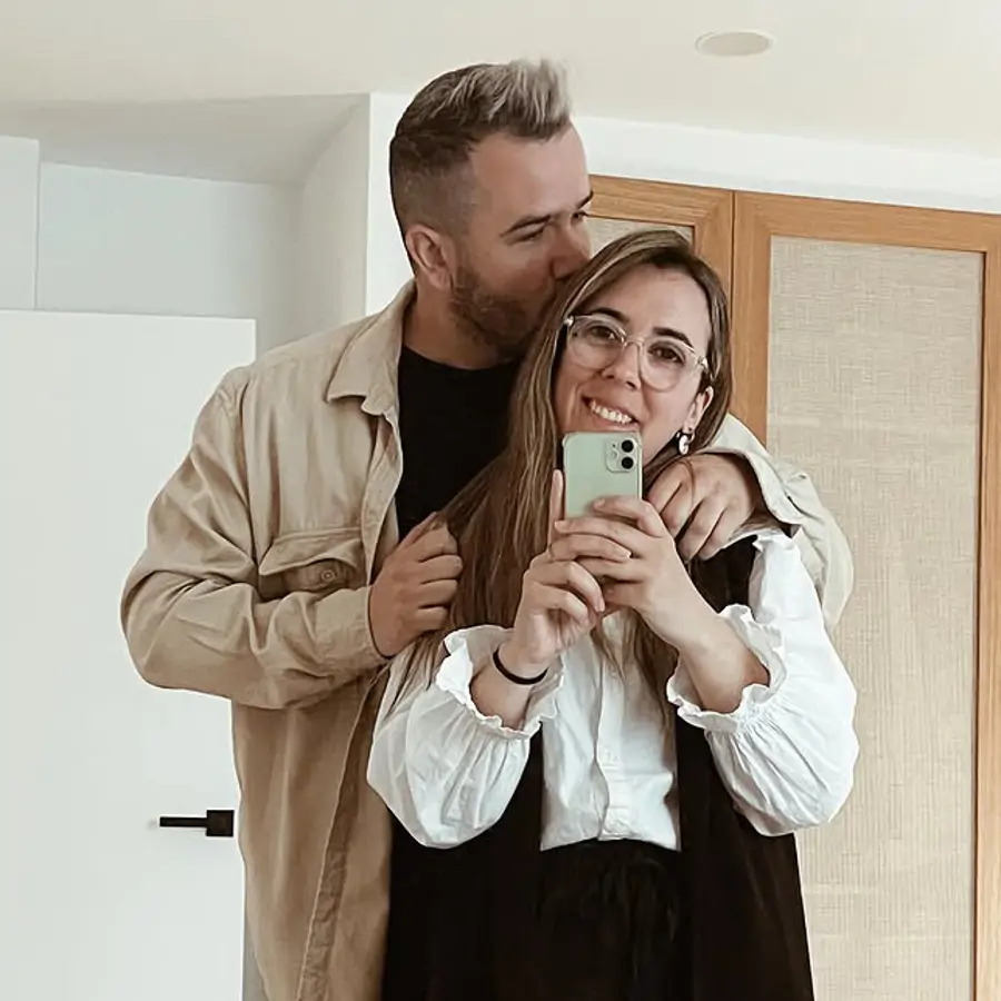 Una joven pareja de Girona transforma una casa en ruinas en el hogar de ...