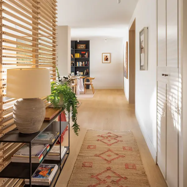 Ana Hern&aacute;ndez, interiorista: "El recibidor nunca desaparecer&aacute; del todo, sigue teniendo grandes ventajas y habr&aacute; personas que no quieran deshacerse de &eacute;l"