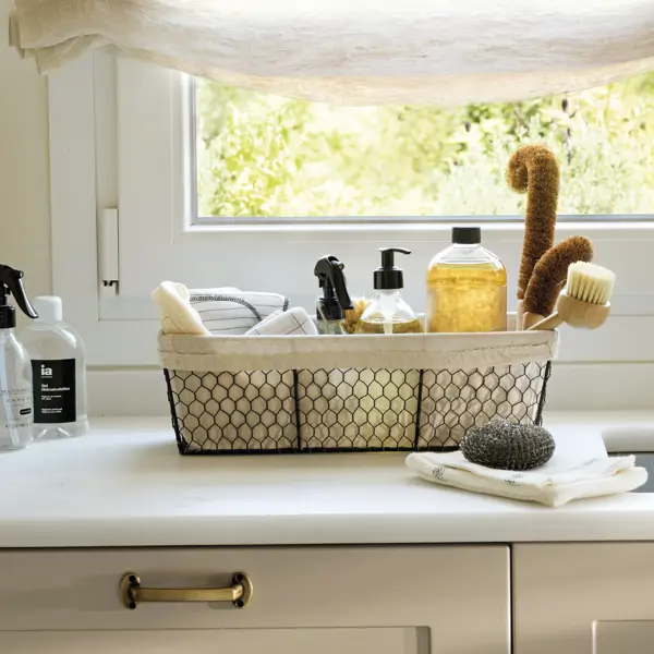 Araceli, experta en limpieza: "Los sábados es mi día de limpieza profunda y le dedico más tiempo a la casa"