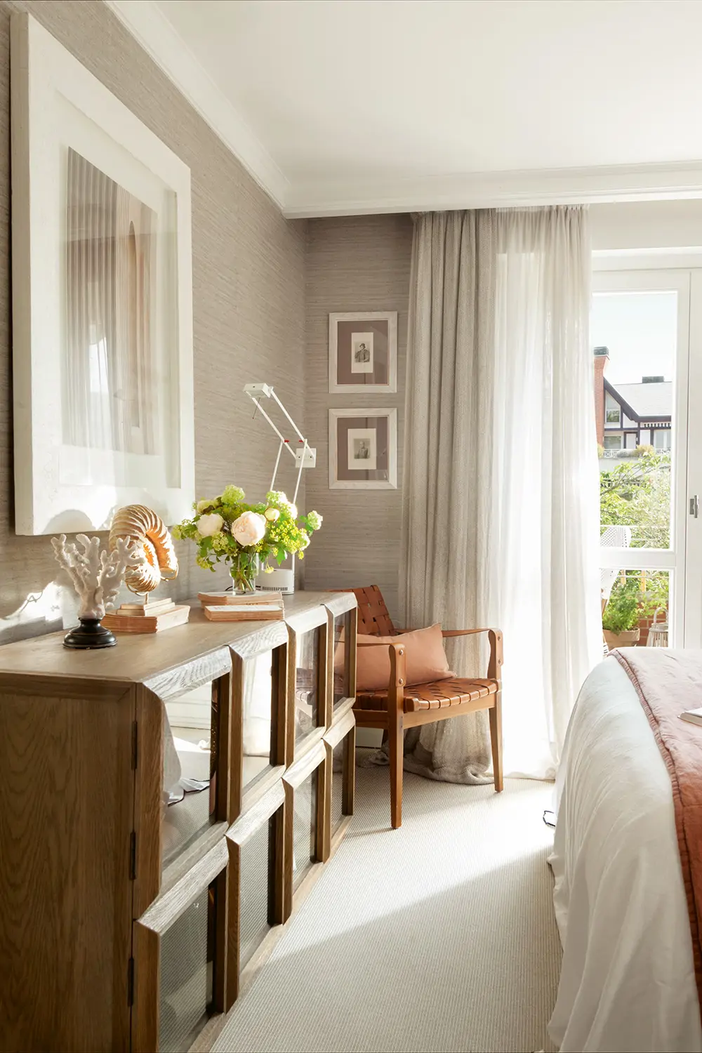 Bedroom display case 00577988