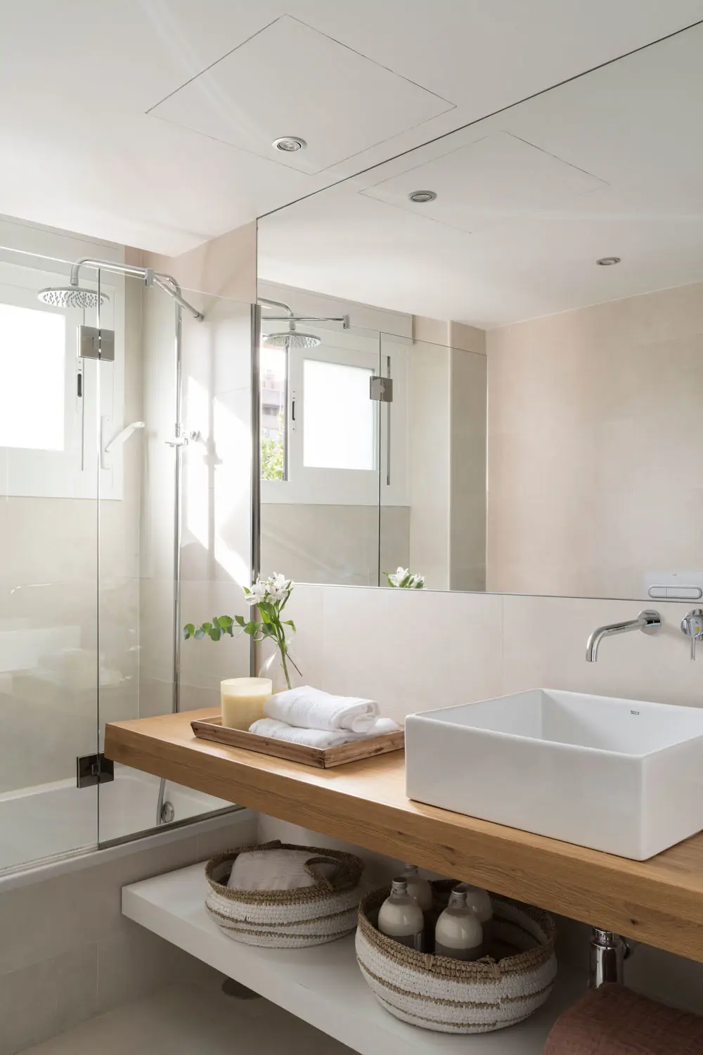 JN storage basket in Bathroom , bathroom design picture